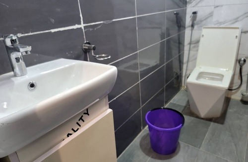 Ikeja Hotel | Standard Room #2