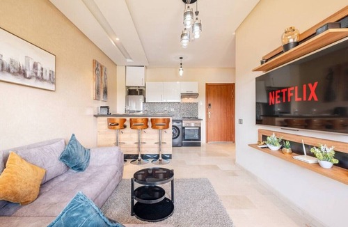Menara Apartment | Studio - Golf & Pool view- Cadre chic et paisible