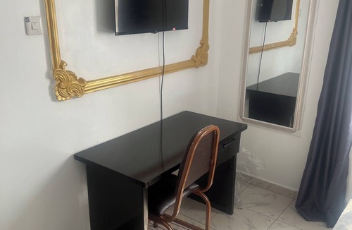 Port Harcourt Hotel | Stunning modern room at Otijoe premier hotel 1