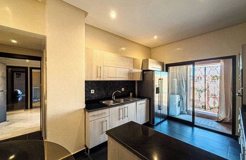 Hivernage Apartment | Stylish 2BR in L'Hivernage Pool & M'Avenue view