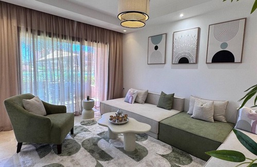 Sidi Ben Slimane El Jazouli Apartment | Stylish Stay with Pool & View – Marrakech