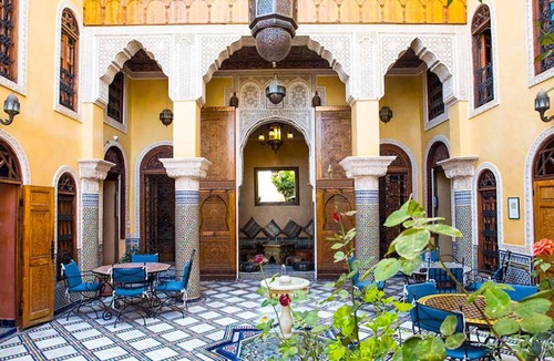 Ain Azlitan Bed & Breakfast | Suite 2/3 Pax, Riad Layalina Fez: Pool, 360° View & Free Secure Parking at Foot