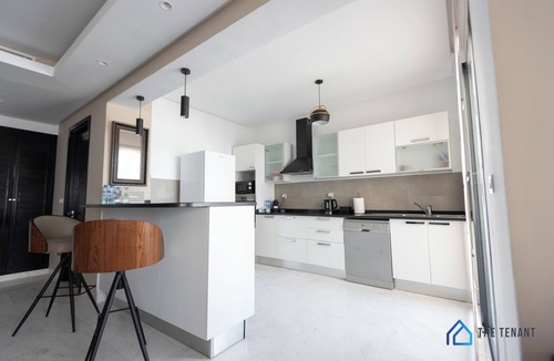 Les Berges Du Lac II Apartment | Sumptuous 100m2 next to Embassy of Canada - Lac 2