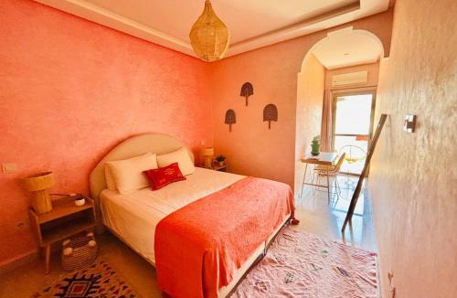 El Hara Apartment | Sunny apartment with terrace in city center