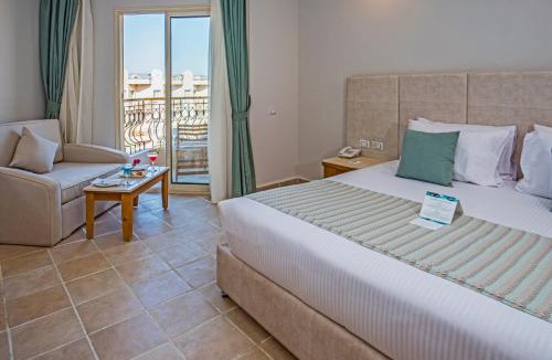 Al Mamsha El Seyahi Resort | Sunrise Aqua Joy Resort