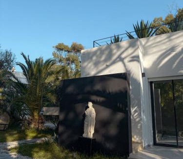 Amilcar Villa | The Breeze of Carthage Earthly Paradise