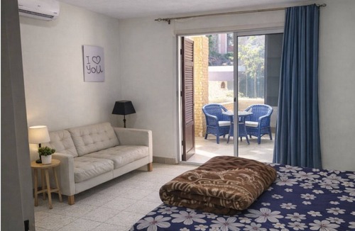 Al-'Amriyah Villa | The Diplomat luxury family villa with AC and amazing big pool.