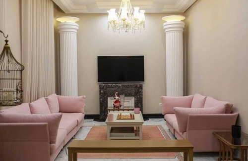 Franceville House | The French house