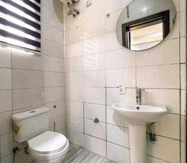Ikeja Apartment | Three bedroom fully furnished shortlet apartment located in Allen Ikeja Lagos