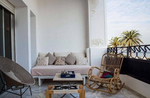 Carthage Apartment | La Vue est Belle: Apt de luxe avec vue sur mer