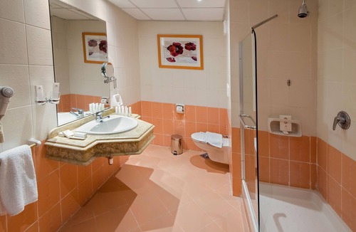 Mobarak City Hotel | Tolip Family Club Borg El Arab