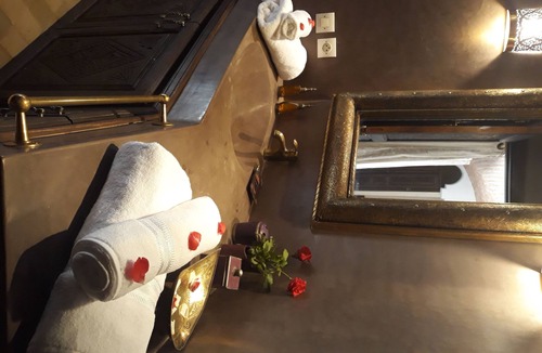 Zaouia Sidi Rhalem House | Traditional Riad, Medina Marrakech 7 Saints