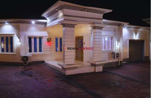 Edunabon House | Tranquil Hideaway