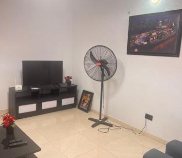 Ofin House | Treasure Park & Garden, Golf Estate. Simawa