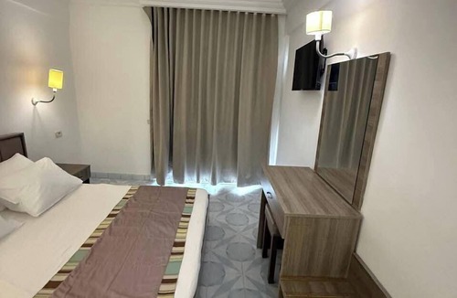 Sousse - Monastir Hotel | tree house