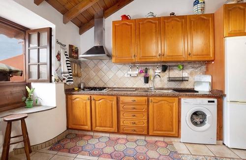 Las Aguas House | Vacation Home "Finca Los Angeles" with Sea View, Private Terraces & Wi-Fi