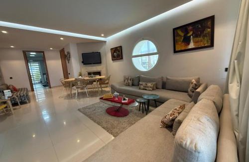 Oulad Khallouf Apartment | Very nice apartment with sea and pool views