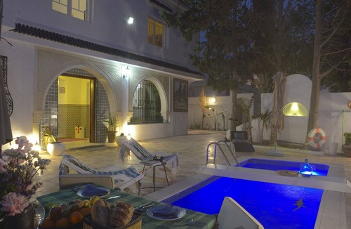 Monastir Villa | Villa Avec Piscine 1min de la Plage