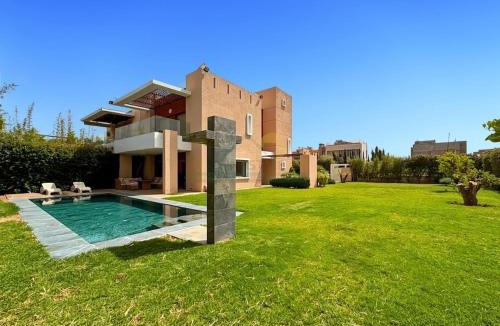Tassoultante Villa | Villa avec piscine au prestigieux Noria Golf