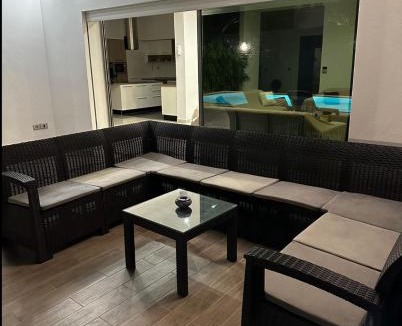 Mornag Villa | Villa avec piscine et Jacuzzi Tunis