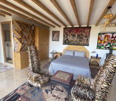 Azrou Melloul House | Villa avec vue sur les montagnes verdoyantes de l'atlas