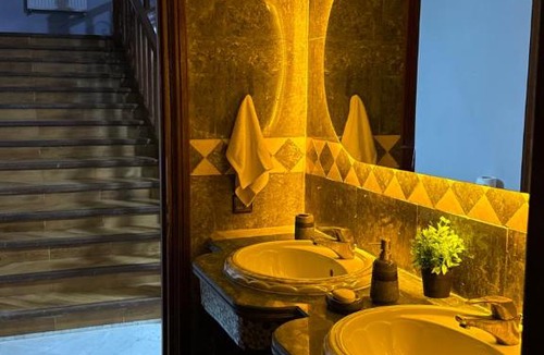 Ifrane Villa | Villa centre ville zéro six soixante neuf soixante huit 3828
