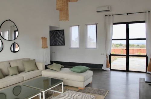 Iguerferouane Villa | VILLA DAR MANGA MARRAKECH - Très belle Villa contemporaine, dans un cadre idyllique