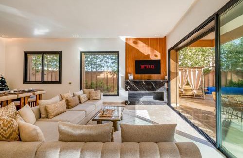 Agdal Villa | Villa de Luxe 6 suites piscine chauffée 12 pax