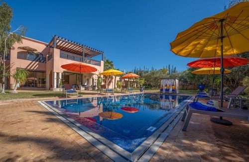 Ait Hamid Villa | Villa Juzyan Swimming pool/Jacuzzi/Paddling pool/Pétanque