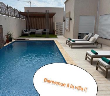 Sidi Salem Villa | Villa les 3 palmiers