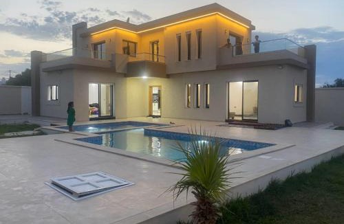 Aghir Villa | Villa tawfik