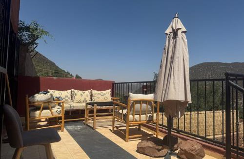 Tnine Ourika Villa | Villa unique en montagne avec piscine