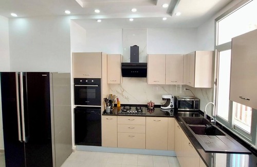 La Fayette Apartment | VIP poolside accommodation