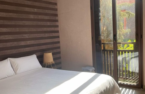 Tassoultante Apartment | Waky Club | Designer Flat