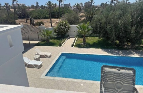 Triffa Villa | Warm and intimate villa