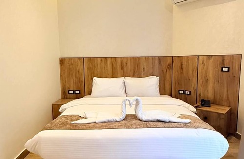 Abdin Hotel | white swan hotel
