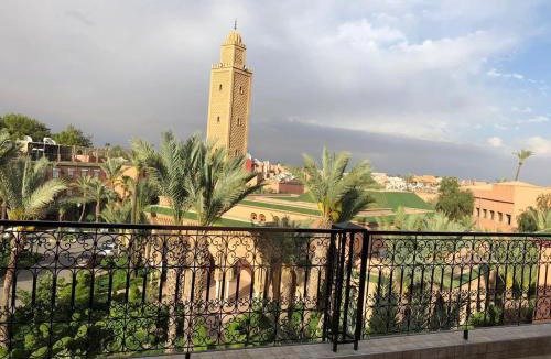 Marrakech Apartment | “yallah”riyad Triplex For 6 Persons Max