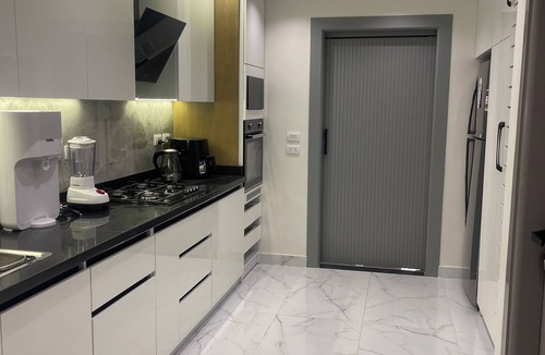 Al Duqqi Apartment | Zahir - 801