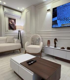 Zamalek Apartment | Zamalek beside Flamenco Hotel