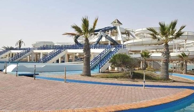 شاليه بقرية أندلسيه بمطروح يرى البحر