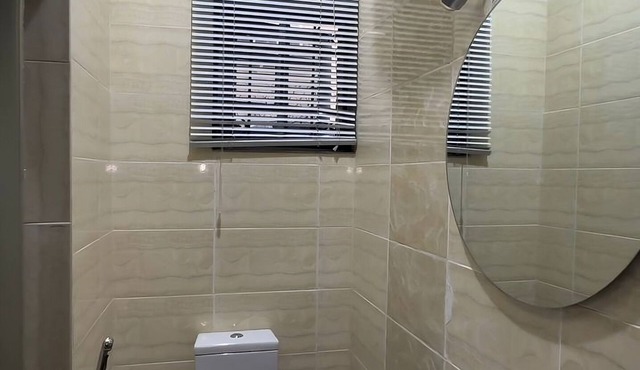 2-Bedroom Apartment in Lagos| 10 Mins from Airport in Lagos