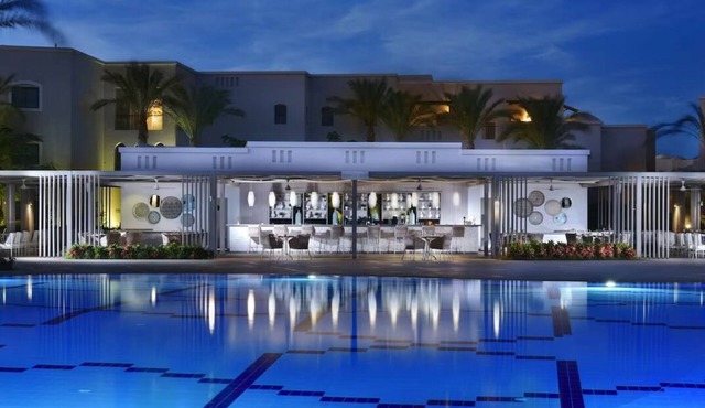 2 Modern Comforts Steps from Nabq Bay Center’s Shops and Entertainment