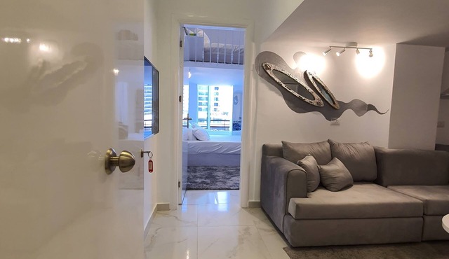 AB N401 Spacious 2BR Duplex with Partial Nile View