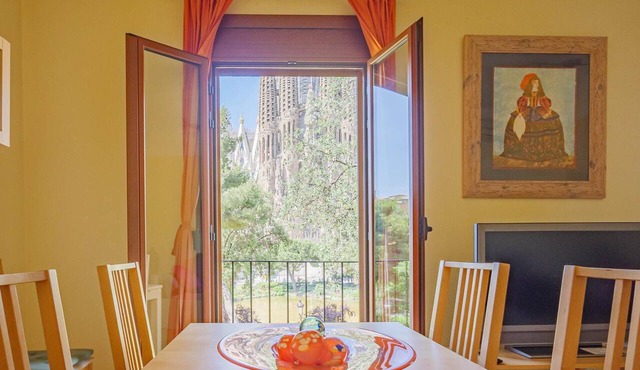 ABSOLUTE SAGRADA FAMILIA/Standard/ in Barcelona