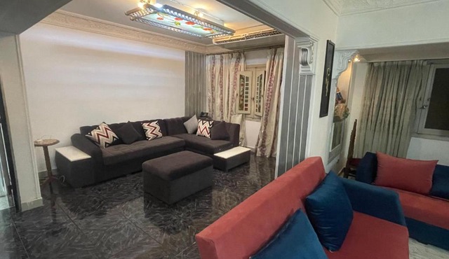 Adam Abbas Al Akkad Hotel