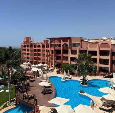 Africana Hotel & Spa