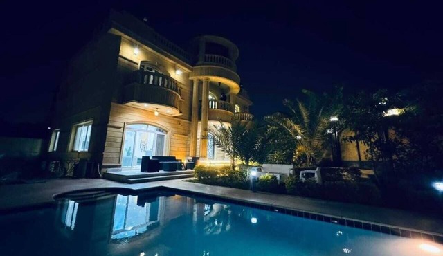 Al Sawah 6BD Villa with private pool & garden @New Cairo