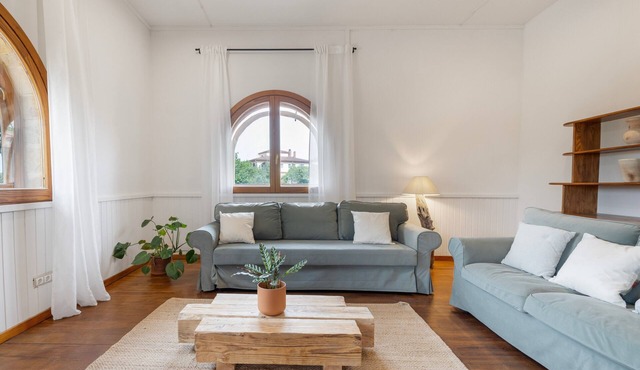 Apartment 'Ca La Crish' with Mountain View, Shared Terrace and Wi-Fi in Horta de Sant Joan