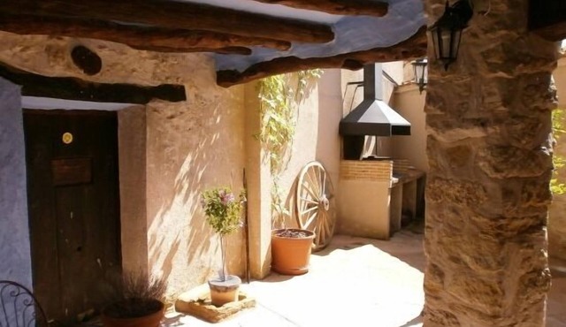 Apartment for 5 pers. next to the Spanish Tuscany, the Matarraña region. in Codoñera (La)