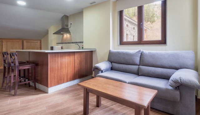 Apartment with Shared Garden Valle del Ibias 2 Left in Cecos